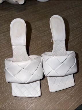 Bottega Veneta Lido White Mule